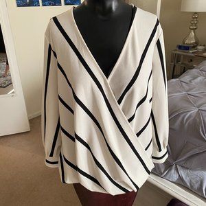 Banana Republic Black/White Strip Wrap shirt (M)